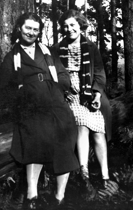 BETTY & DI woods.jpg